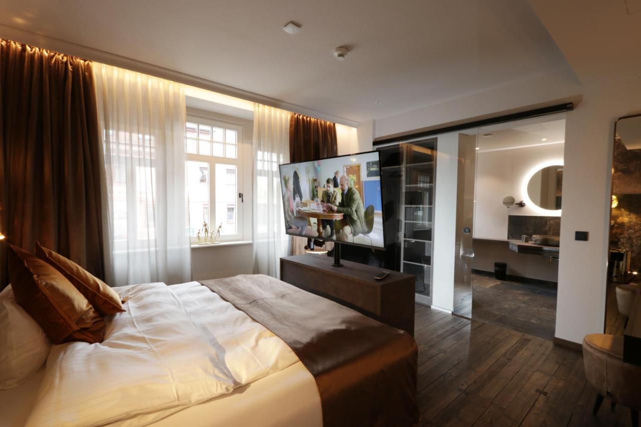 Reinhardts Hotel Бухен Екстер'єр фото